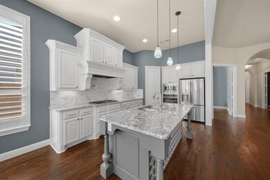 5-burner Gas Cooktop, Convection Oven, and a gorge