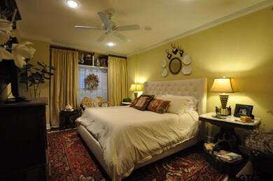 1016 1016 Troup Hwy, Tyler, TX 75701 - photo 2