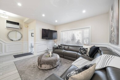 58-33 71st St, Maspeth, NY 11378 - photo 5