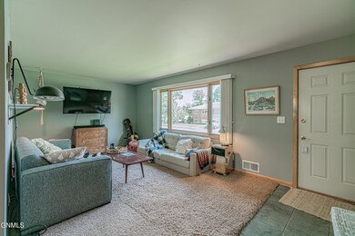 1512 Harmon Avenue, Bismarck, ND 58501