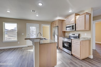 604 N Ball St, Webb City, MO 64870 - photo 6