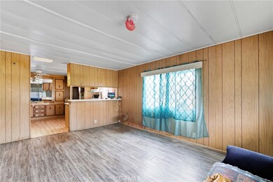 356 W Redondo Beach Blvd unit 25, Gardena, CA 90248 - photo 6