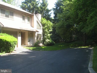 540 Haverford Rd unit 10, Wynnewood, PA 19096 - photo 2