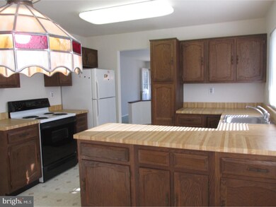 32 Windsor Rd, Southampton, NJ 08088 - photo 7