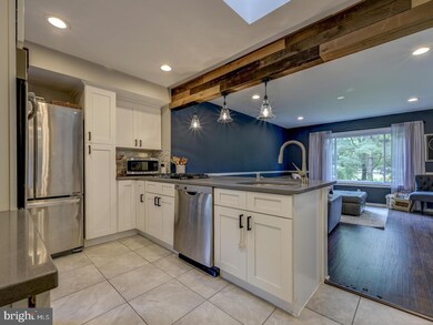 40 Edgemere Ave, Plainsboro, NJ 08536 - photo 3