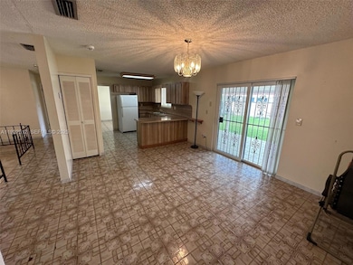 2810 SW 108th Place, Miami, FL 33165 - photo 3