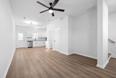 1660 Golf Club Ln unit A, Clarksville, TN 37043 - photo 5