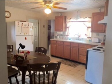 14-18.5 Salem St, Nashua, NH 03064 - photo 2