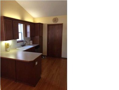 Ktichen, with brand new countertop!