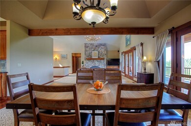 2718 Cascade Dr E, Roy, WA 98580 - photo 5