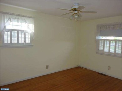 240 Woods Ln, Somerdale, NJ 08083 - photo 7