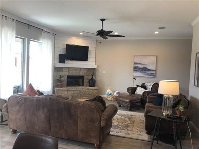 307 Mckittrick Ln, Godley, TX 76044 - photo 5