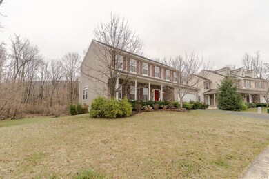 6976 Hearth Ln, Macungie, PA 18062 - photo 2