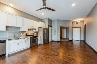 200 3rd Ave SW unit 202, Cedar Rapids, IA 52404 - photo 4