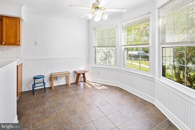 82 Beacon Place, Trenton, NJ 08691 - photo 4