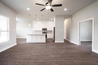 1305 Carnoustie Dr, Ennis, TX 75119 - photo 5