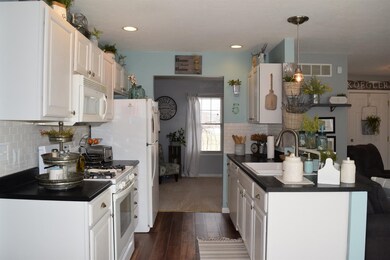 818 Sportsman Ln, La Porte, IN 46350 - photo 4