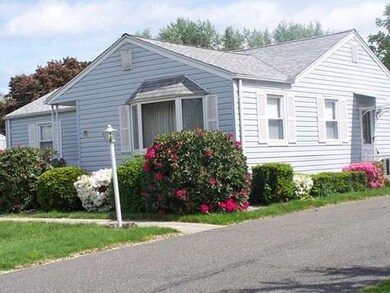 75 Gill St, Chicopee, MA 01013 - photo 7