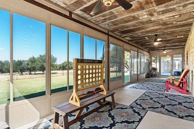 Sunroom with ceiling fan