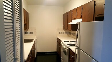 111 Atlantic Ave unit 305, Boston, MA 02110 - photo 6