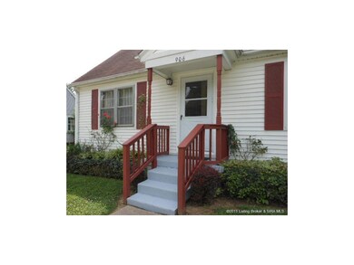 906 Sycamore Dr, Jeffersonville, IN 47130 - photo 4