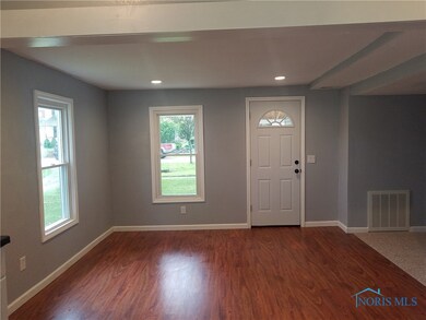 Dining area--laminate floor