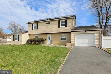 18 Bradford Ln, Willingboro, NJ 08046 - photo 2