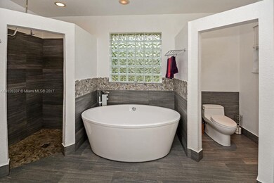 12000 SW 19th Ct, Davie, FL 33325 - photo 3