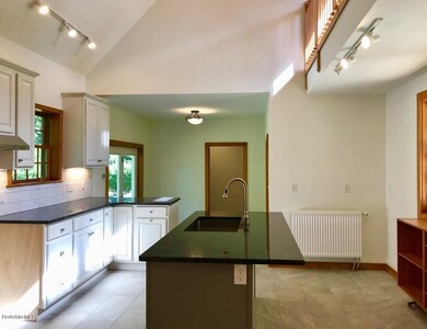 13 W Parsons Dr, Conway, MA 01341 - photo 4