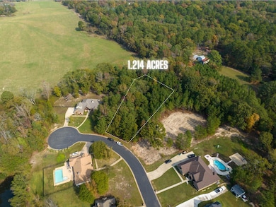 10857 Deer Creek Dr, Tyler, TX 75707 - photo 2