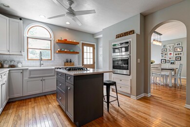 1572 Arlington Ave, Marble Cliff, OH 43212 - photo 4