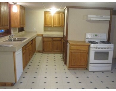 370 King Street- 1st Floor unit 1, Littleton, MA 01460 - photo 4