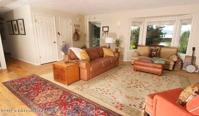Great Room- Entry