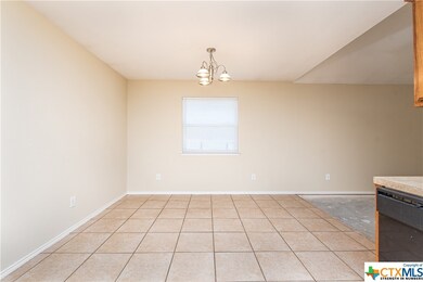 812 Leah Dr, Troy, TX 76579 - photo 7