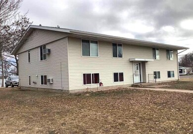 510 W Main St, Wahkon, MN 56386 - photo 2