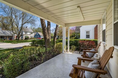 433 Fallis RD