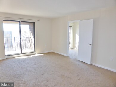 136 Roberts Ln unit 401, Alexandria, VA 22314 - photo 7