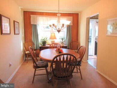 1141 Pelham Wood Rd, Parkville, MD 21234 - photo 4