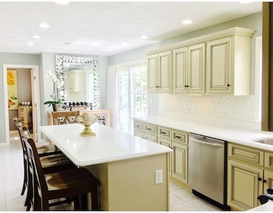 4 Kayla Dr, Saugus, MA 01906 - photo 3