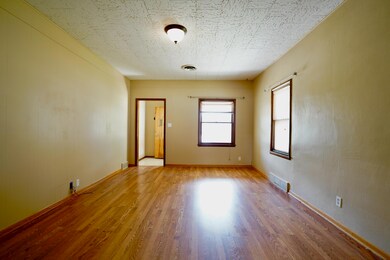 507 4th St SE, Jamestown, ND 58401 - photo 4