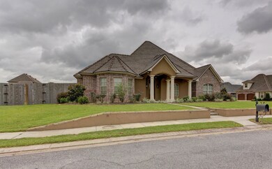 203 Dunvegan Court_-2