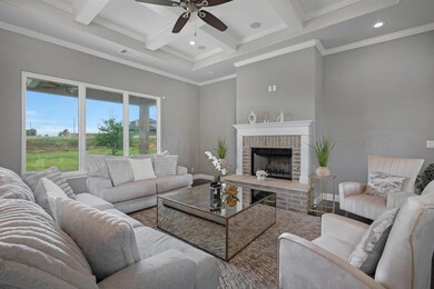 008_Living Room