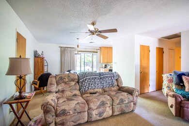 3872 Alma Ave, Redding, CA 96002 - photo 5