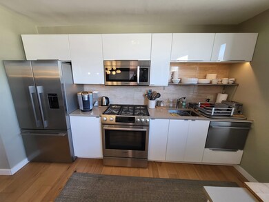 230 College St unit 9, Burlington, VT 05401 - photo 4