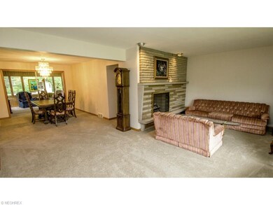 Formal Dining Room with New Neutral Carpet (5/15)
