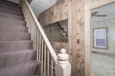 129 Fulton St, Lowell, MA 01850 - photo 5