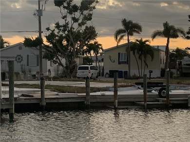 3872 Blueberry Ln, Saint James City, FL 33956 - photo 6