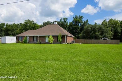 1034 Hollow Oaks Rd, Breaux Bridge, LA 70517 - photo 2