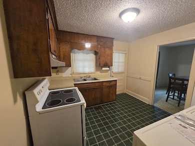 115 & 115.5 Hampshire Dr, Gaffney, SC 29341 - photo 7