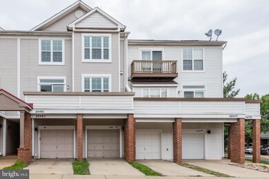 20481 Cool Fern Square, Ashburn, VA 20147 - photo 2